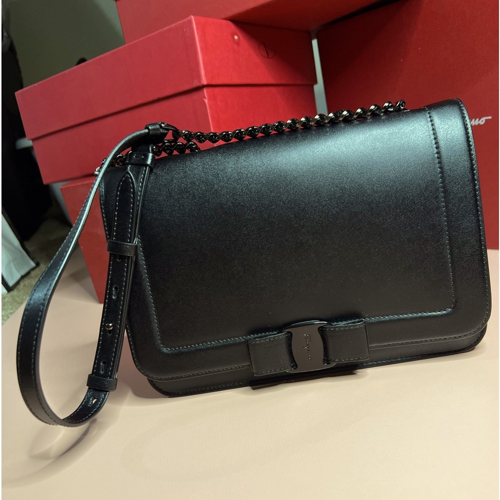 Salvatore Ferragamo Vara Bow leather shoulder Bag